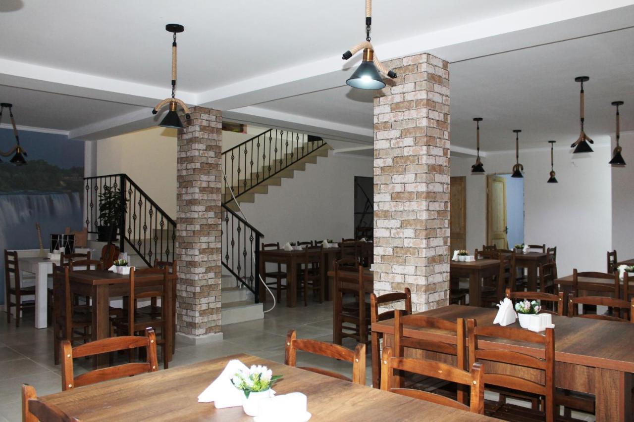 Hotel Marliza Mestia Luaran gambar