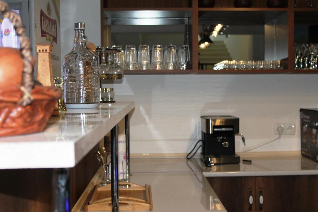 Hotel Marliza Mestia Luaran gambar