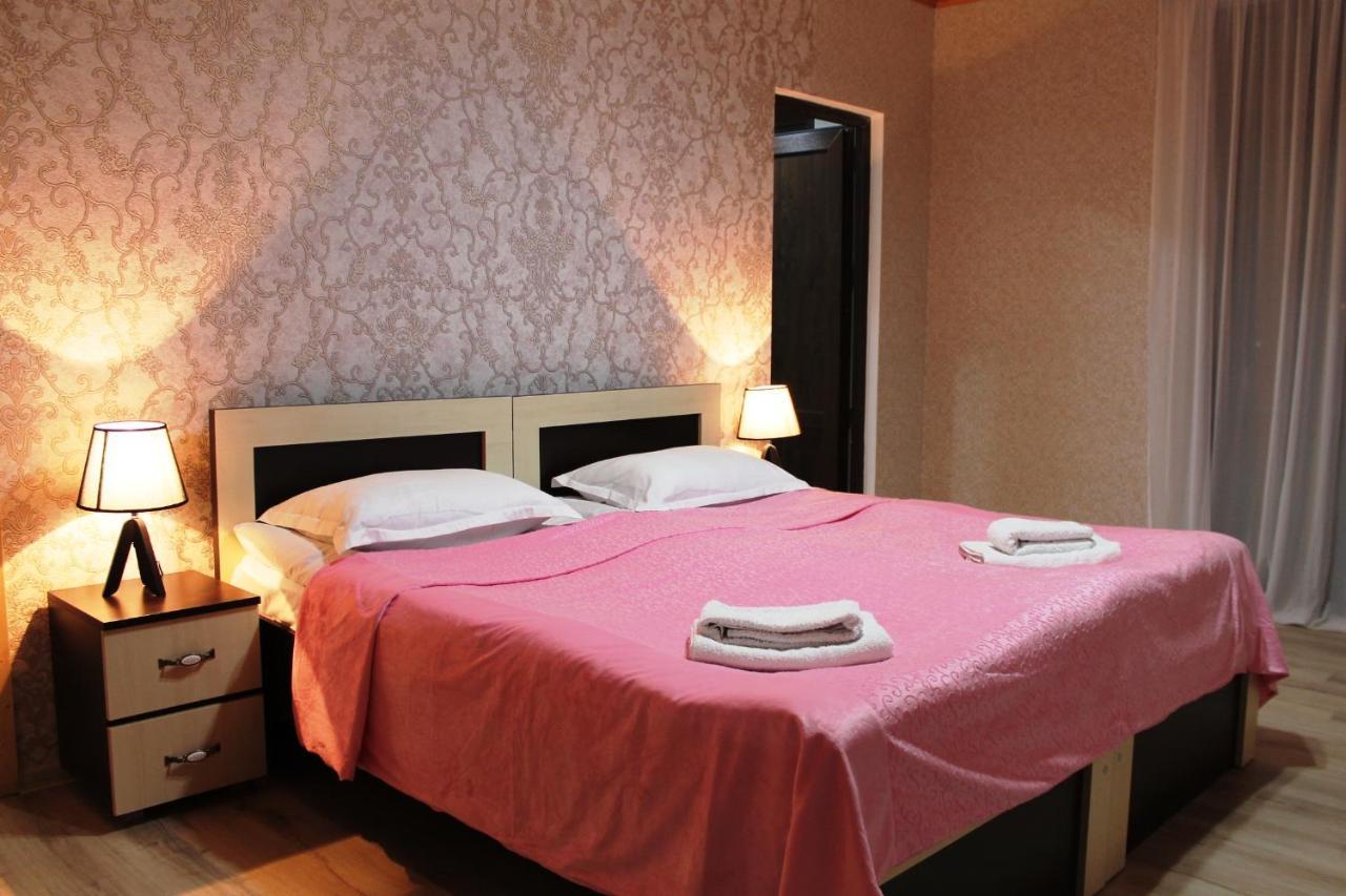 Hotel Marliza Mestia Luaran gambar