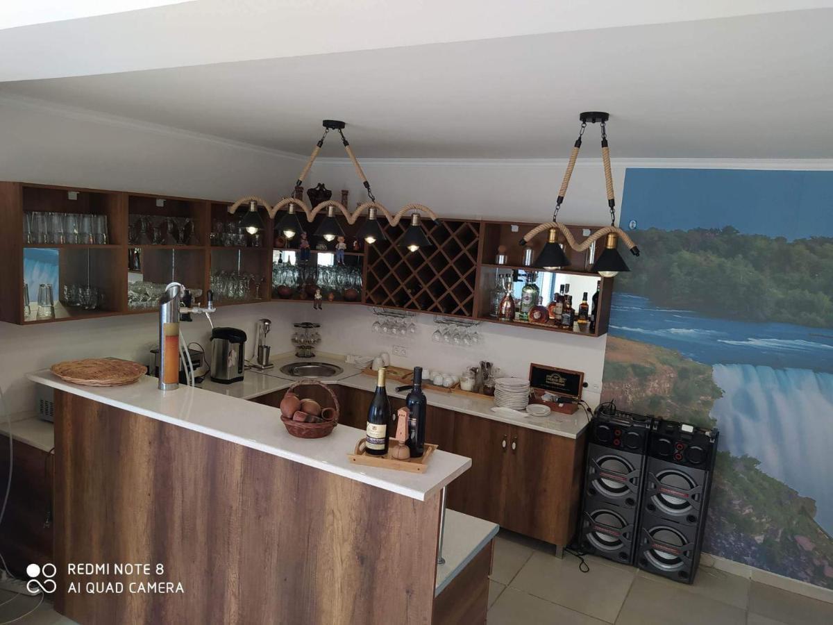 Hotel Marliza Mestia Luaran gambar